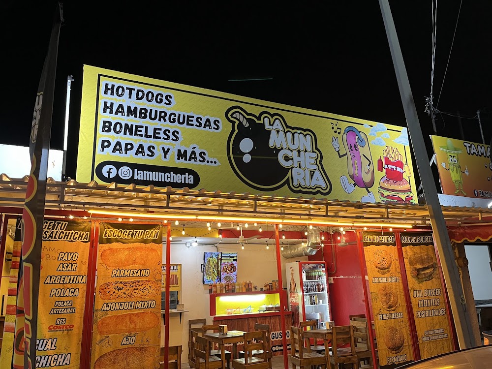 Restaurant La Muncheria, cafetería en San Nicolás de los Garza, Nuevo León