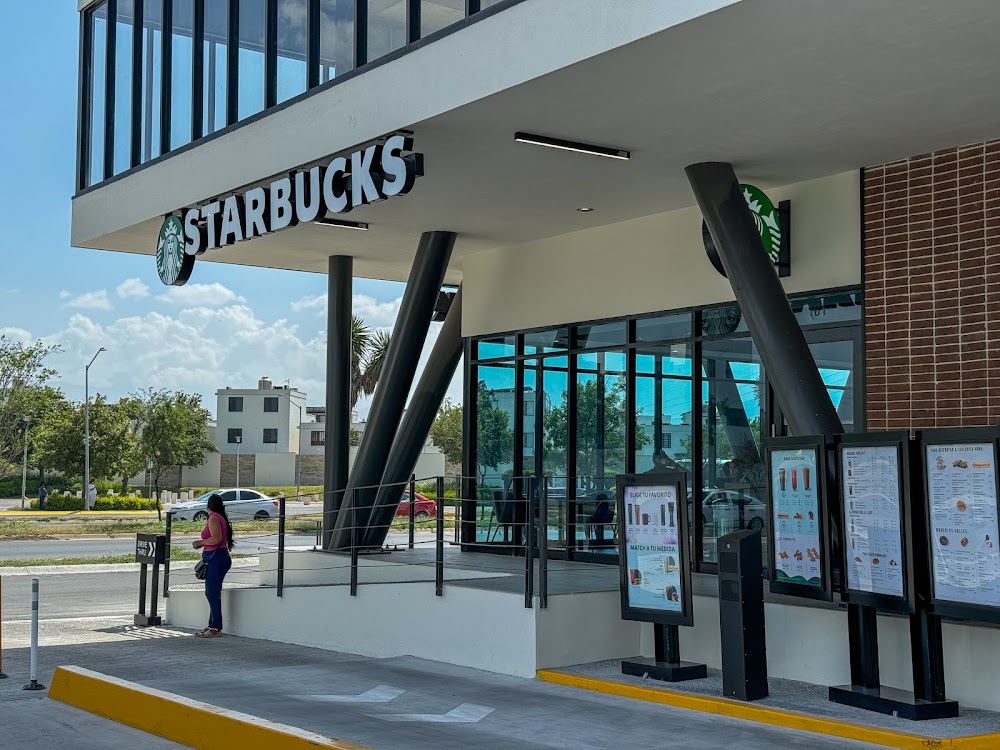 Starbucks Plaza Concordia, cafetería en Apodaca, Nuevo León