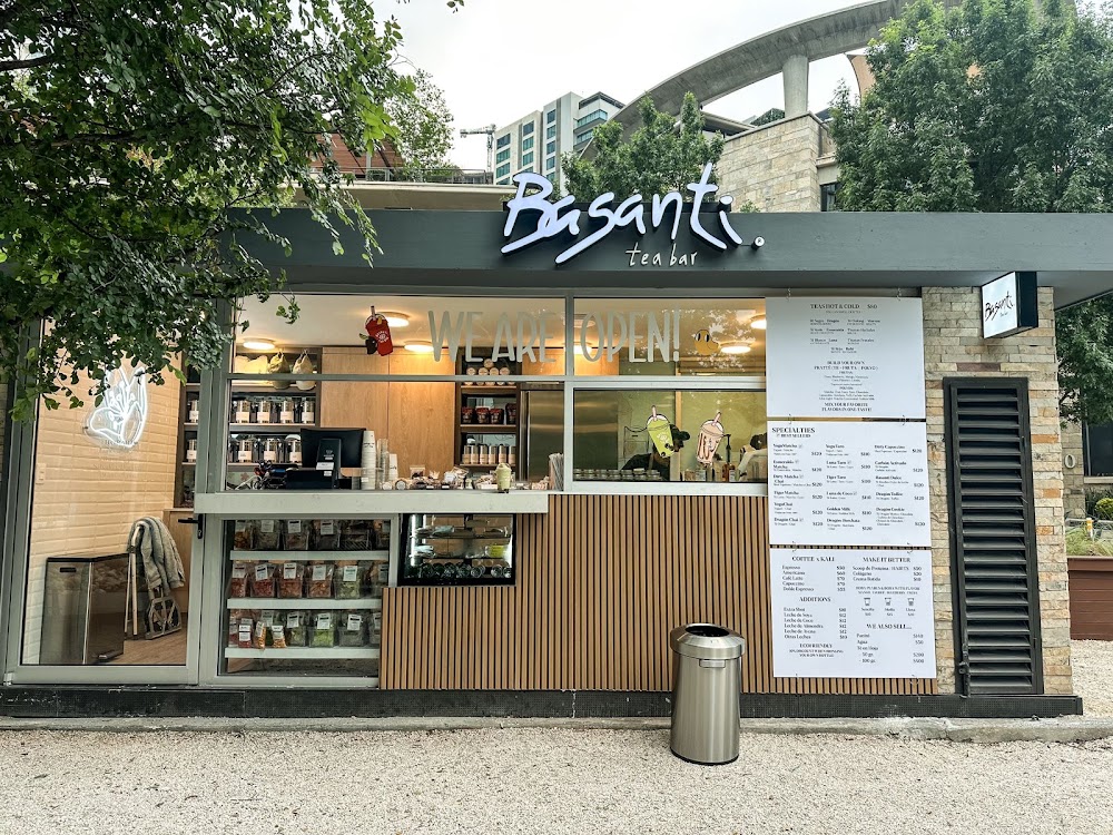 Basanti Snack, cafetería en San Pedro Garza García, Nuevo León