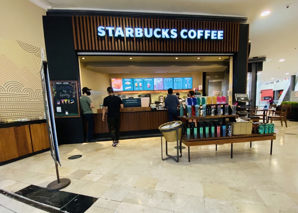 Starbucks Plaza Fiesta San Agustin, cafetería en San Pedro Garza García, Nuevo León