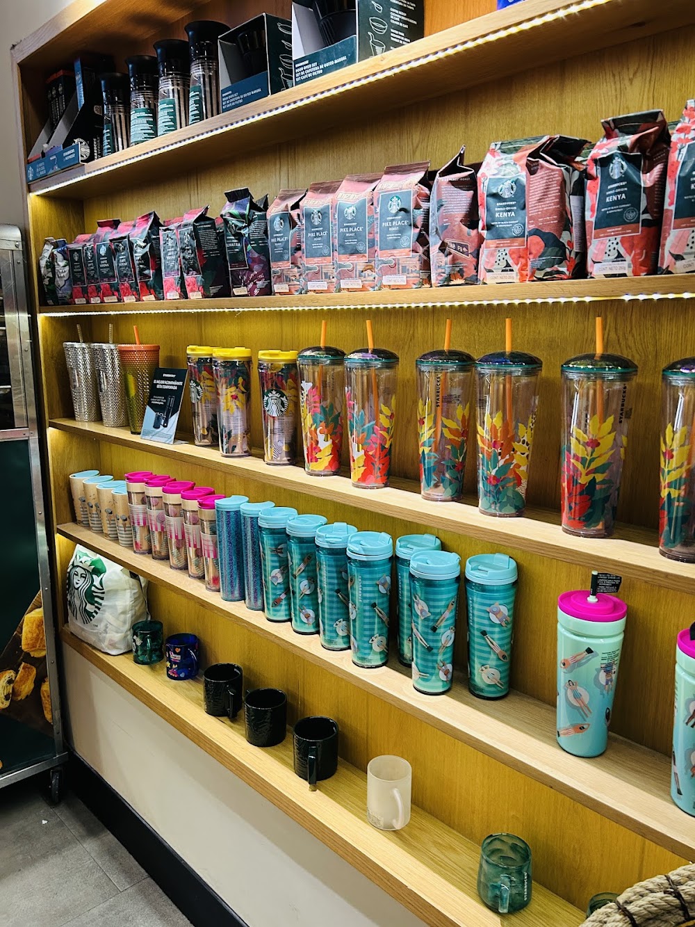 Starbucks Las Americas, cafetería en Guadalupe, Nuevo León