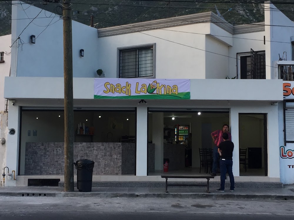 Snack La Quina, cafetería en San Pedro Garza García, Nuevo León