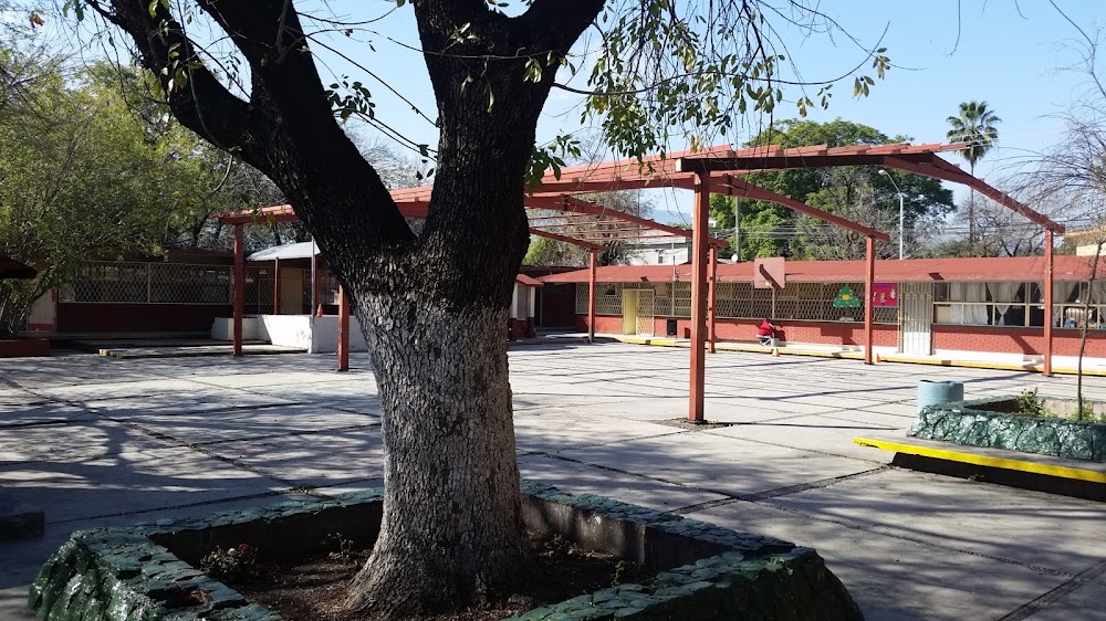 Cooperativa Escolar Daniel Urencio Ramirez, cafetería en Guadalupe, Nuevo León