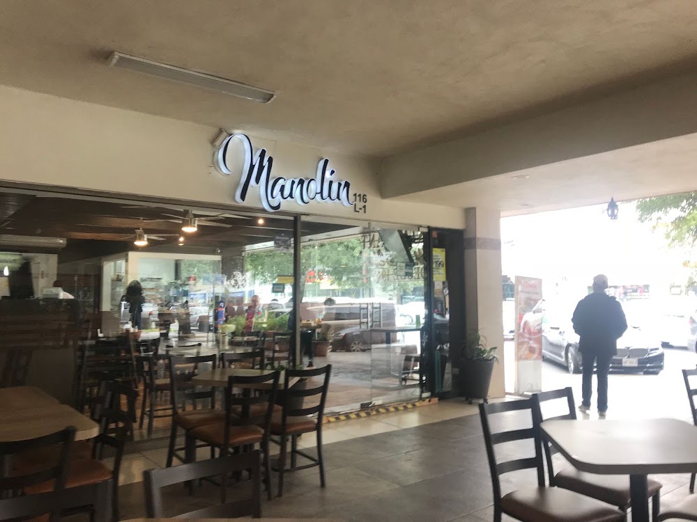 Cafe Y Restaurant Manolin, cafetería en San Pedro Garza García, Nuevo León