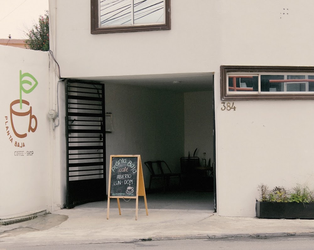 Planta Baja, cafetería en San Nicolás de los Garza, Nuevo León