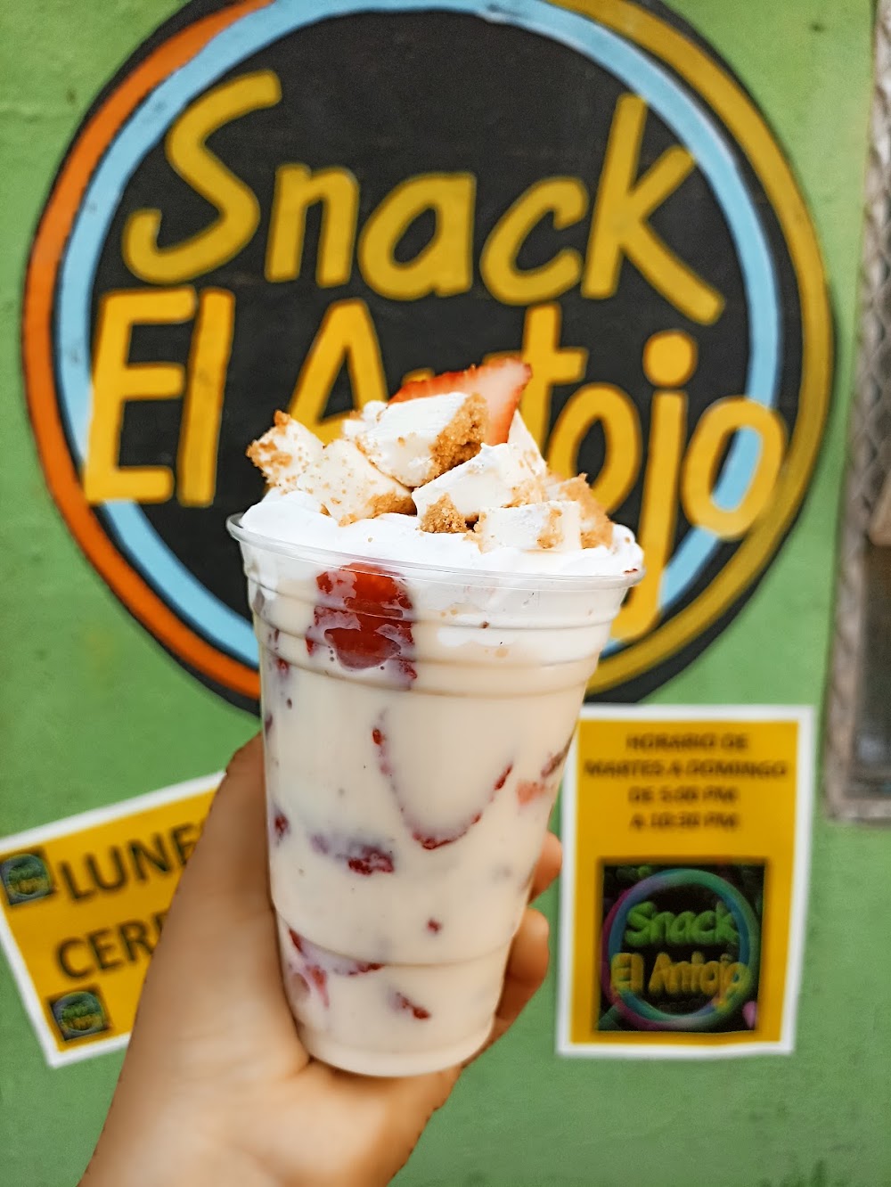 Snack El Antojo, cafetería en Monterrey, Nuevo León